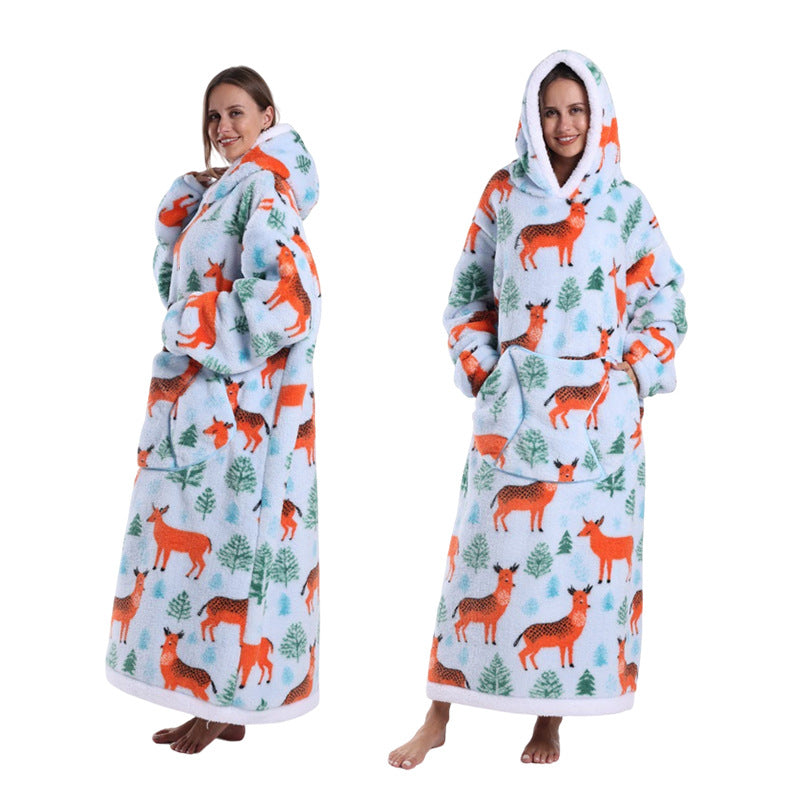 A generation of new fruit products lazy pajamas TV blanket embroidered hooded nightgown loose wear men's and women's bathrobes