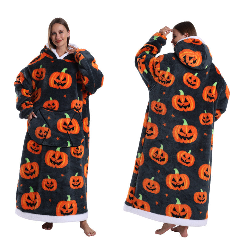 A generation of new fruit products lazy pajamas TV blanket embroidered hooded nightgown loose wear men's and women's bathrobes