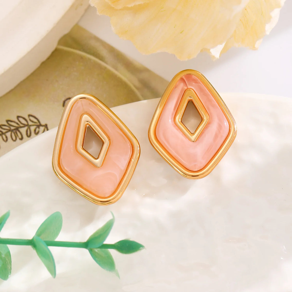 Hollow Geometric Fashion Statement Jewelry Women Summer Colorful Boho Chic Design Trendy Stud Earrings