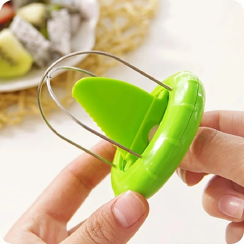 1pc/Kiwi fruit opener thickeneded independent packaging kiwi spoon kiwi peeling tool fruit splitting artifact