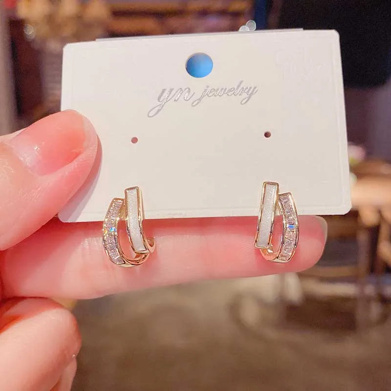 Korean Earring Claw Ear Hook Stud Earrings for Women White Enamel CZ Gold Color Ear Earrings Fashion Jewelry Christmas Gift