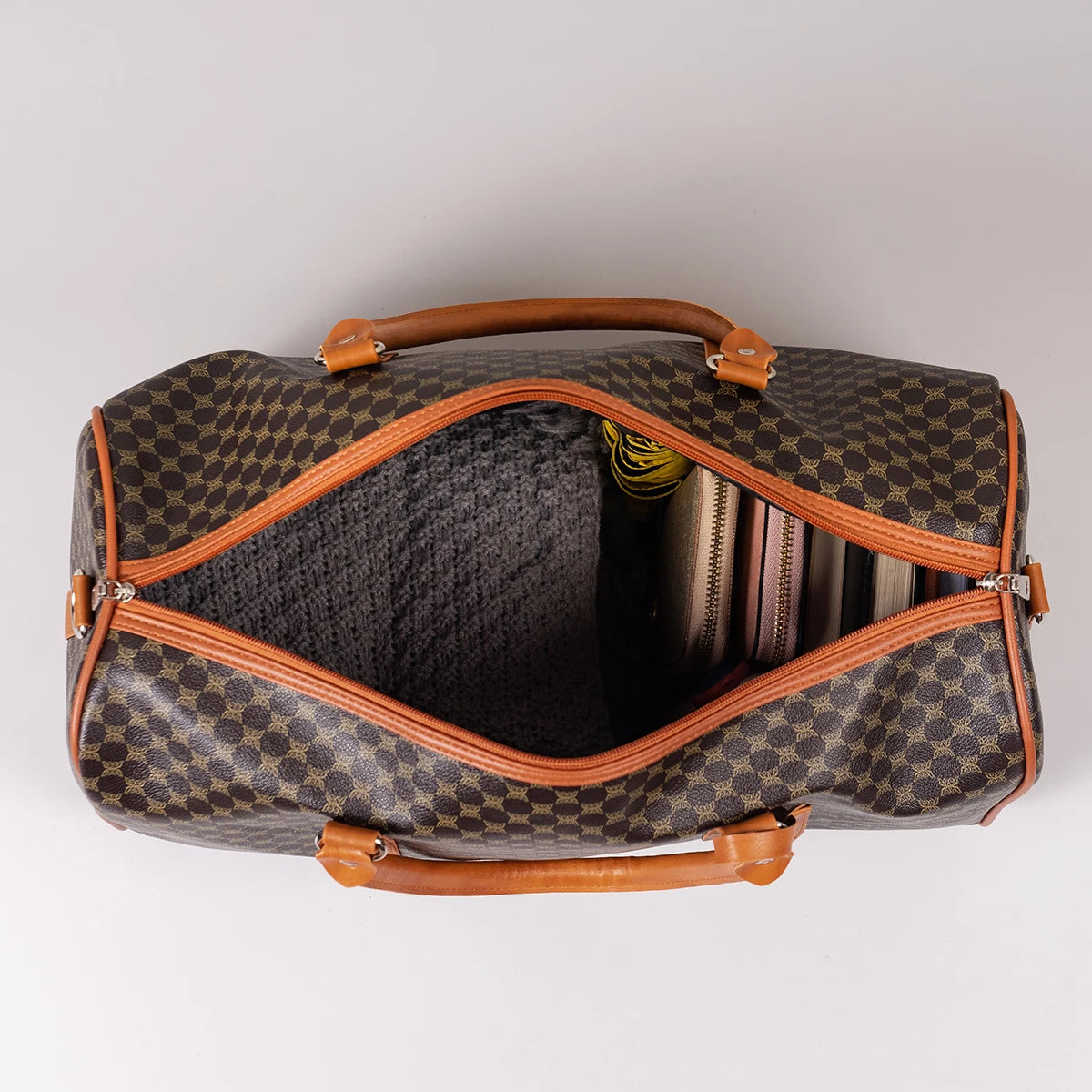 Mature and Elegant Patterned Dark-Colored Travel Bag, Sturdy and Durable with Smooth Zipper, Large Capacity for Carrying Suits, Clothes, Documents, Laptops, Shoes, Single Shoulder Crossbody with Dual Handles, Easy to Carry, S