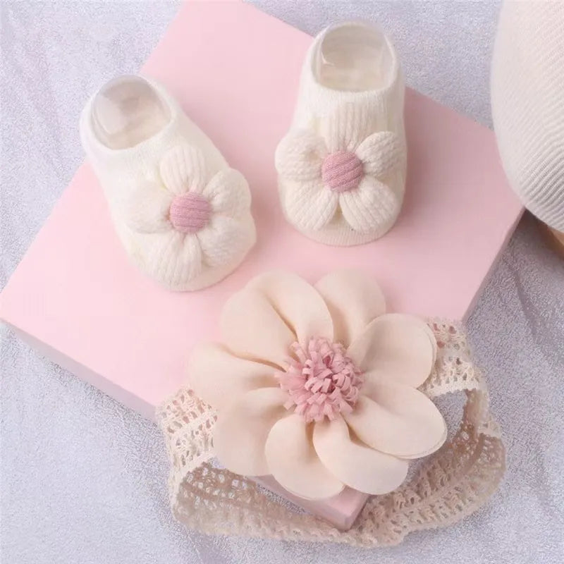 Cute Infant Headband Socks Combo - Breathable Bow Headband & Grip Socks for Baby (1 Set)