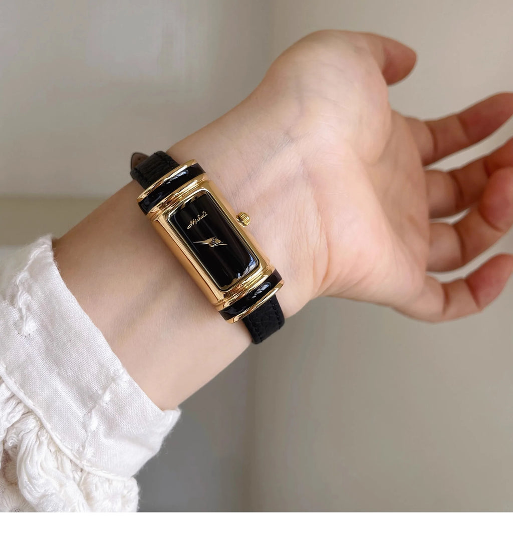 2026 New Luxury Watch Small Gold Bar Styling Designer High-end Fashion Rectangular Watch Leather Quartz Watch Female Gift