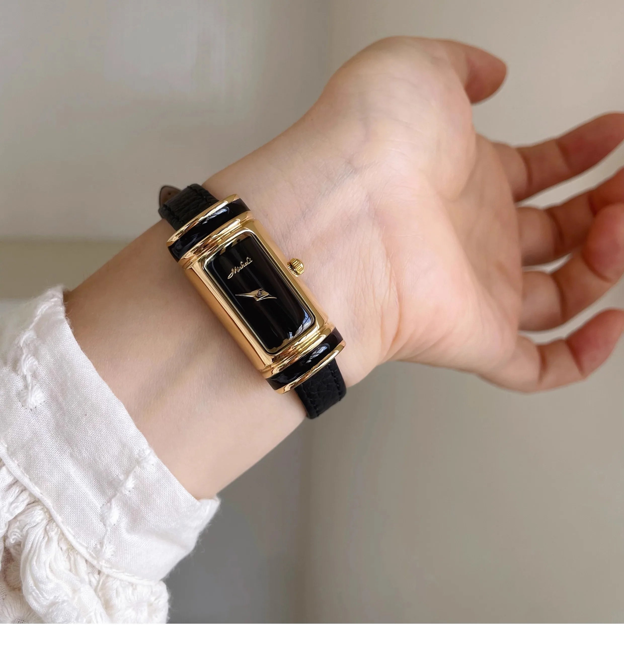 2026 New Luxury Watch Small Gold Bar Styling Designer High-end Fashion Rectangular Watch Leather Quartz Watch Female Gift