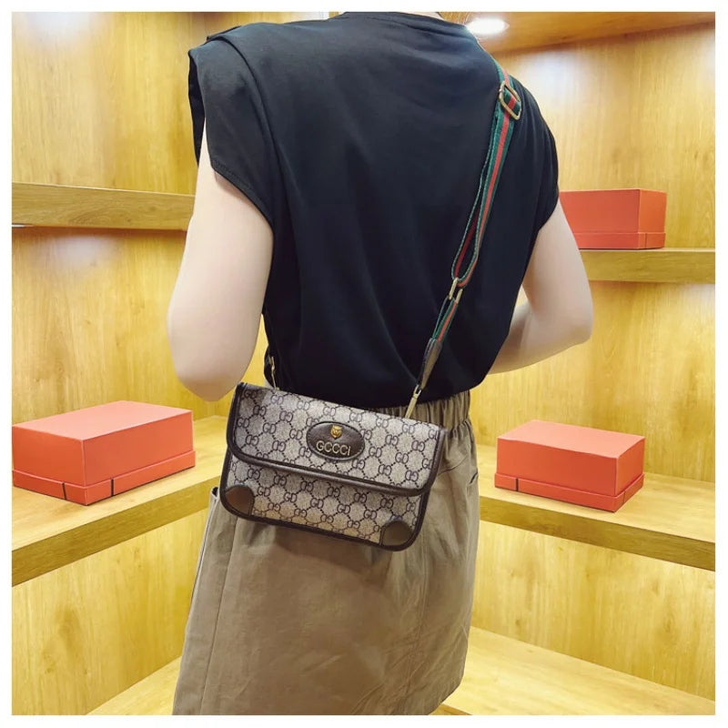 Fashion Classic Geometric Print Quilted Shoulder Bag Metal Logo PU Lightweight Flap Magnetic Snap Adjustable Strap Crossbody Bag