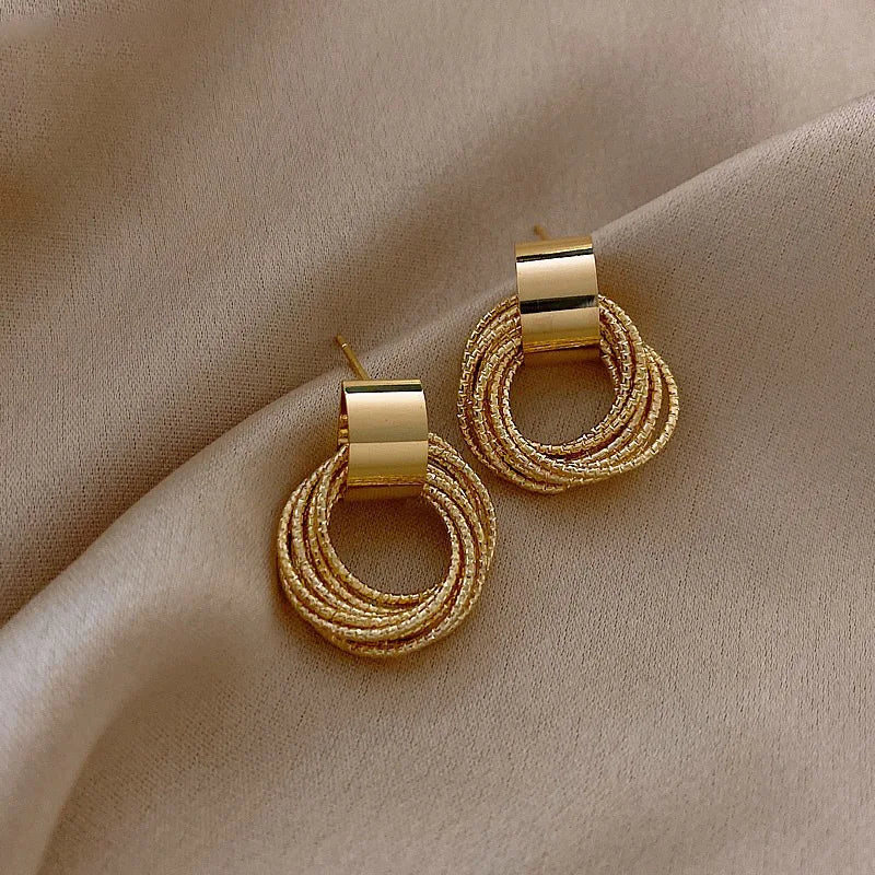 Korean Earring Claw Ear Hook Stud Earrings for Women White Enamel CZ Gold Color Ear Earrings Fashion Jewelry Christmas Gift
